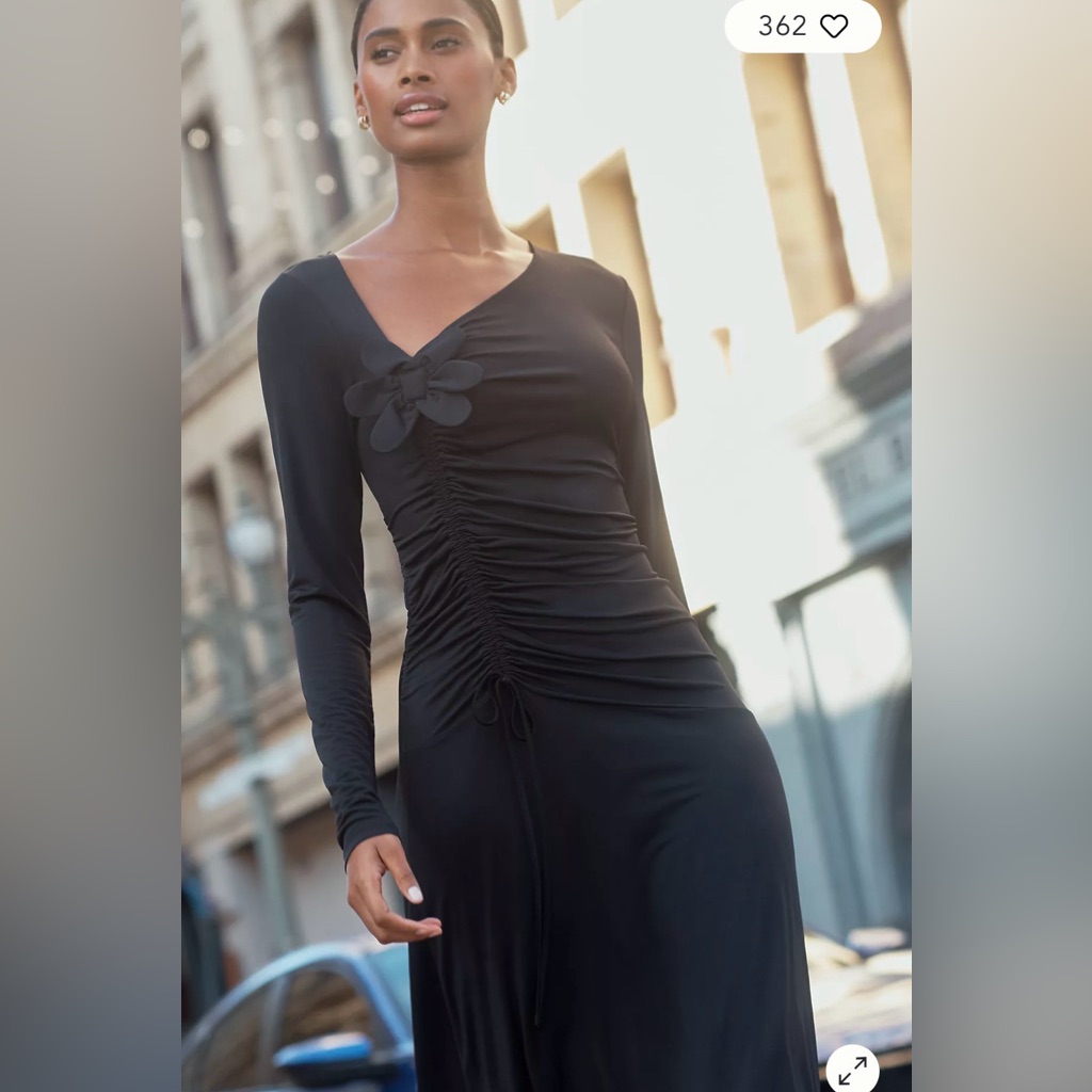 Women's Black Long-Sleeve Ruched V-Neck Dress With Floral Detail